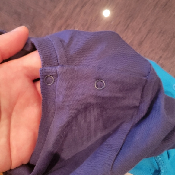 SOLD Moschino kids t shirts - Picture 5 of 5